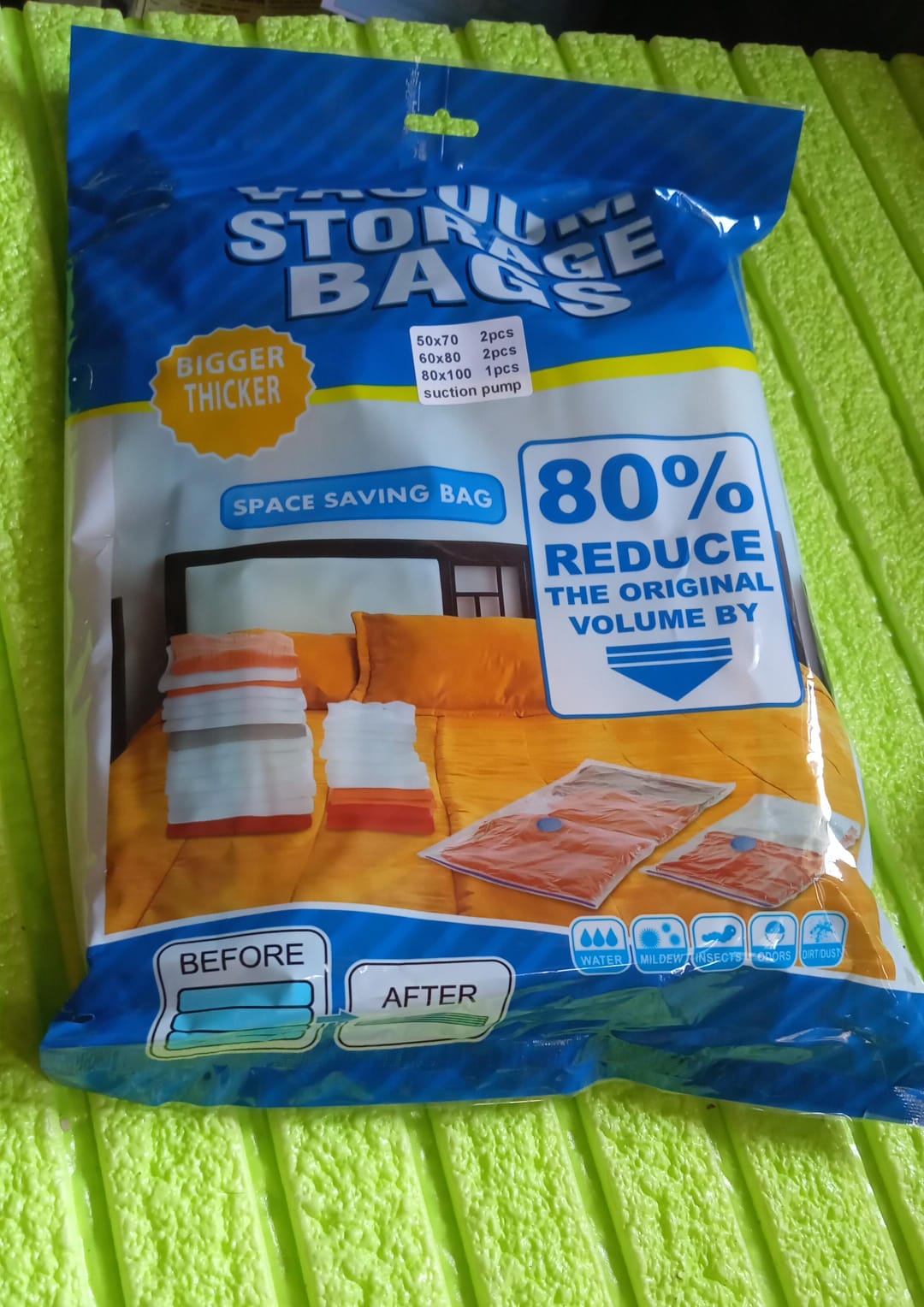 17826 Vacuum Storage Bags with Suction Pump & Shirt clips - Vacuum Bags - Big Capacity Vacuum Seal Bags for Travel Clothes Blankets Pillows, Compression Bags | Space Saver Vacuum Storage Bags (5 Pcs Set) 17826 Vacuum Storage Bags with Suction Pump & Shirt clips - Vacuum Bags - Big Capacity Vacuum Seal Bags for Travel Clothes Blankets Pillows, Compression Bags | Space Saver Vacuum Storage Bags (5 Pcs Set)